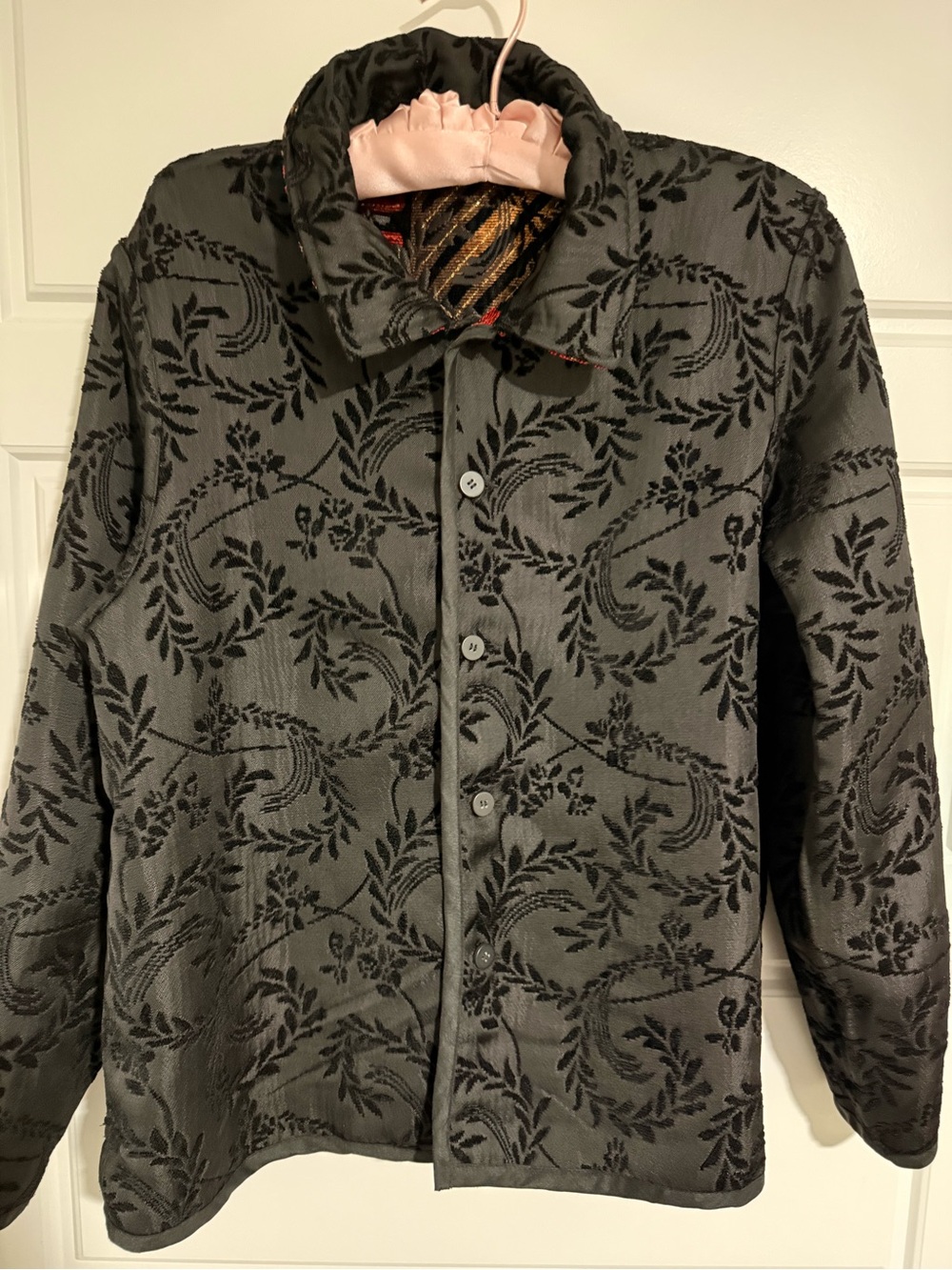 Women's Textured Patterned Jacket in Black, Red & Gold